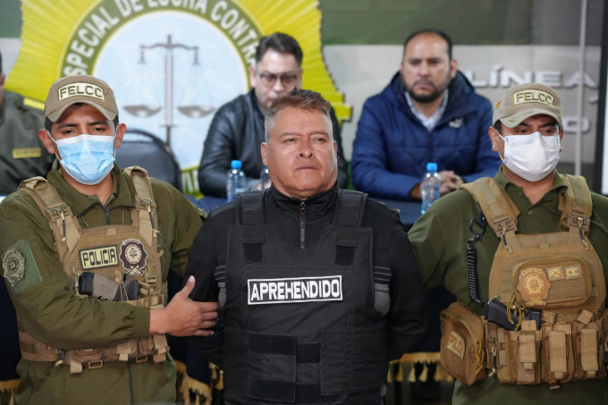 Cựu tư lệnh lục quân Bolivia Juan Jose Zuniga bị bắt ngày 26/6. Ảnh: AFP