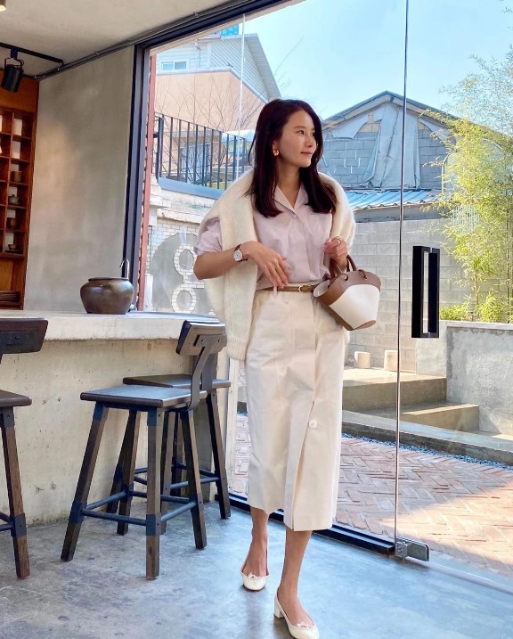 Phụ nữ 25 - 45 tuổi cứ áp dụng 4 set đồ công sở của nữ blogger Hàn Quốc, đi làm đẹp miễn chê - 1