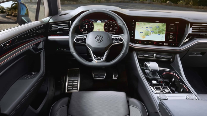 VW Touareg 2024 đã về Việt Nam: Thiết kế mới, có gói R-Line, dễ thêm nhiều công nghệ đấu Q7 trong tầm giá hơn 3 tỷ đồng- Ảnh 7.