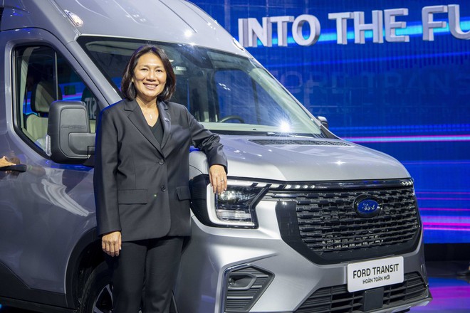 Ford Việt Nam thận trọng với xe điện, hybrid, dồn sức cho 4 dòng Transit, Ranger, Everest và Territory- Ảnh 4.
