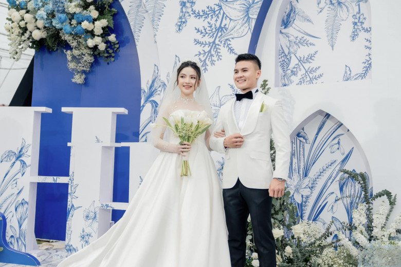 Tháng 4/2024, Quang Hải tổ chức đám cưới với Chu Thanh Huyền sau thời gian hẹn hò.