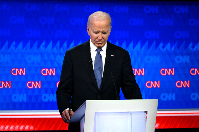 Tổng thống Joe Biden tại cuộc tranh luận đầu tiên ở thành phố Atlanta, bang Georgia, tối 27/6. Ảnh: AFP