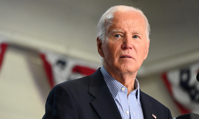 Ông Biden vận động tranh cử tại bang Wisconsin hôm 5/7. Ảnh: AFP