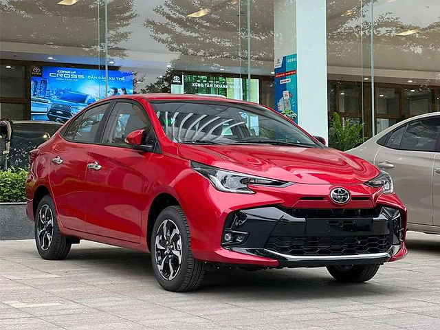 Toyota ‘lùi 1 bước, tiến 2 bước’, vượt Hyundai thành hãng bán chạy nhất thị trường ô tô du lịch tại Việt Nam nửa đầu 2024- Ảnh 2.