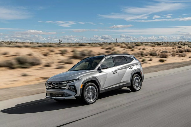 Hyundai Tucson 2025 bản quốc tế chính thức công bố trang bị và giá bán: Nâng cấp nhẹ, màn hình xịn, về Việt Nam khó tránh khỏi tăng giá- Ảnh 2.