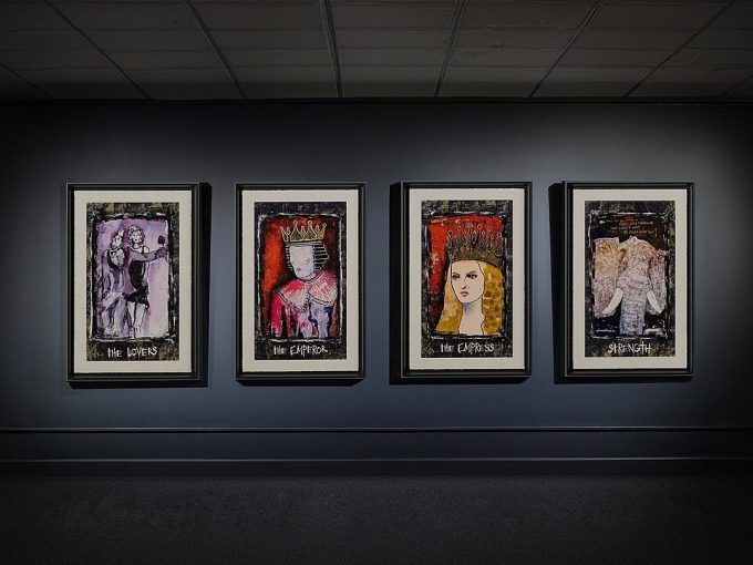 Từ trái qua: The Lovers, The Emperor, The Empress và Strength tại phòng triển lãm Castle Fine Art. Ảnh: Instagram Castle Fine Art