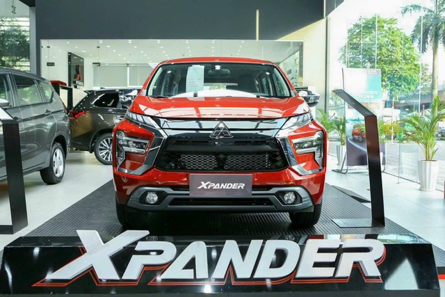 Mitsubishi Xpander AT Premium giá chỉ còn 578 triệu tại đại lý, bản cao nhất còn rẻ hơn Suzuki XL7 tiêu chuẩn- Ảnh 2.