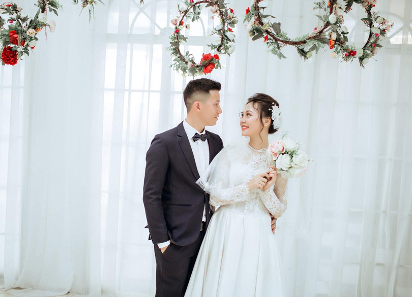 Tiến Lực và Ánh Nguyệt kết hôn sau 2 năm yêu nhau