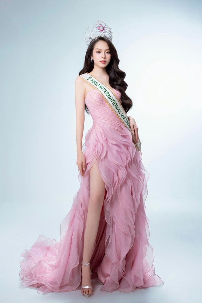 Hoa hậu Thanh Thủy đại diện Việt Nam tham gia Miss International 2024.