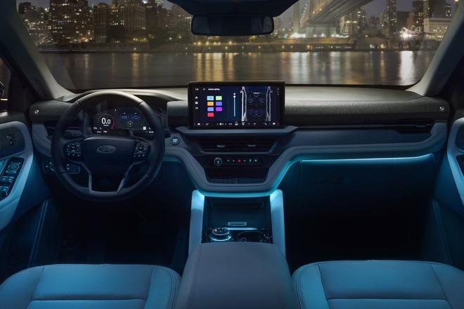 Công bố Ford Explorer 2025: Nâng cấp hệ thống giải trí, động cơ giữ nguyên, giá quy đổi từ 1,05 tỷ đồng- Ảnh 5.