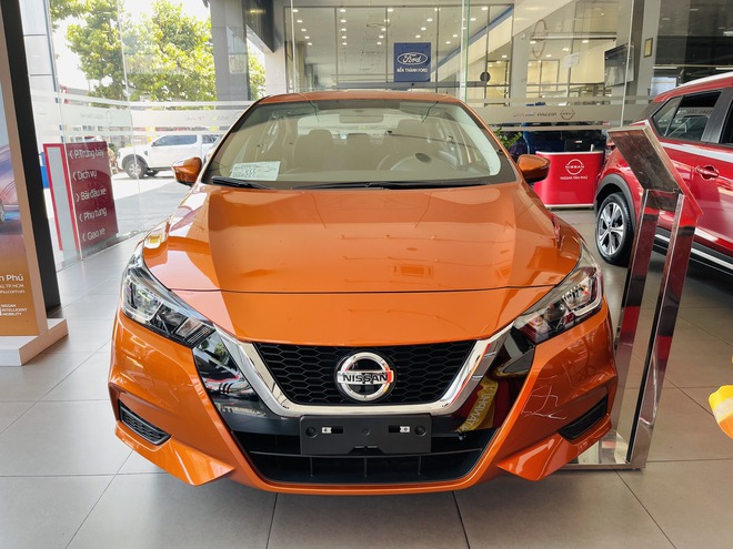 Nissan Almera giảm 77-116 triệu tại đại lý: Sản xuất 2023, mức giảm tùy màu sắc, giá rẻ ngang Hyundai Grand i10- Ảnh 8.