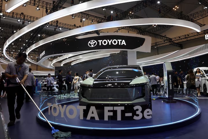Toyota sẽ xây dựng nhà máy sản xuất pin EV cho xe Lexus- Ảnh 1.