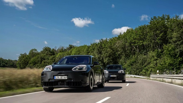 Porsche Cayenne sắp đổi sang động cơ điện hoàn toàn, hãng vẫn bán xe đời cũ cho ai thích máy xăng- Ảnh 2.