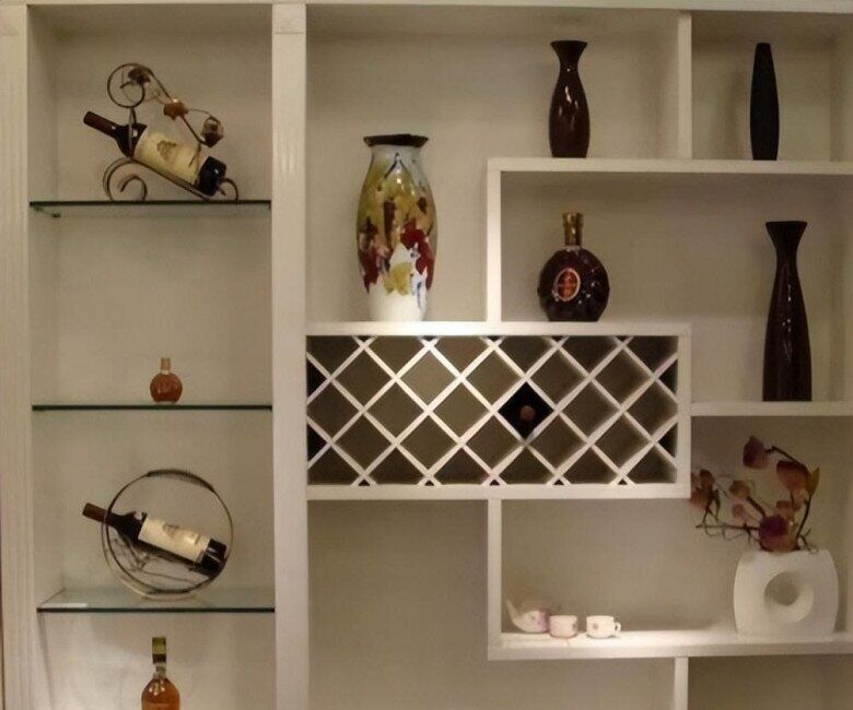 Xem thêm: Tại sao ngày càng nhiều người chọn làm tủ bếp inox? Sau khi nhìn thấy 6 ưu điểm này, bạn sẽ hiểu