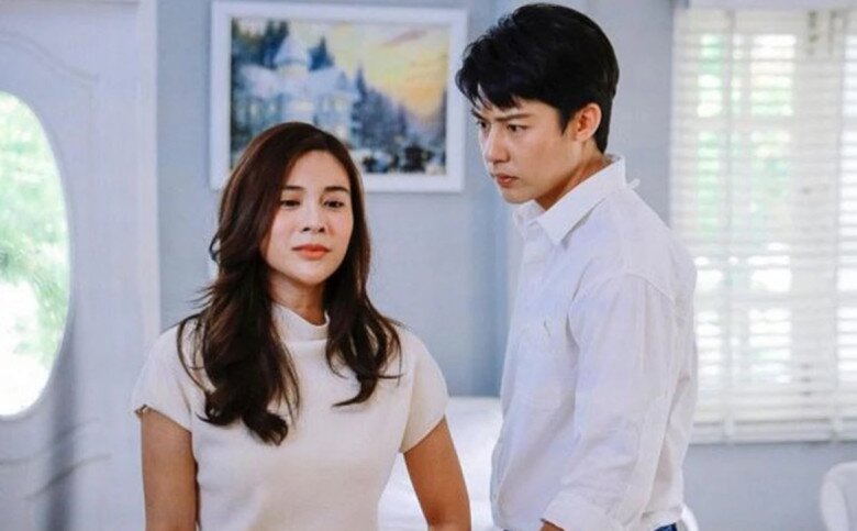 Mất lòng trước được lòng sau, nói thật với vợ để cô ấy không có ý nghĩ nhòm ngó tơ tưởng đến tài sản của chồng. (Ảnh minh họa)