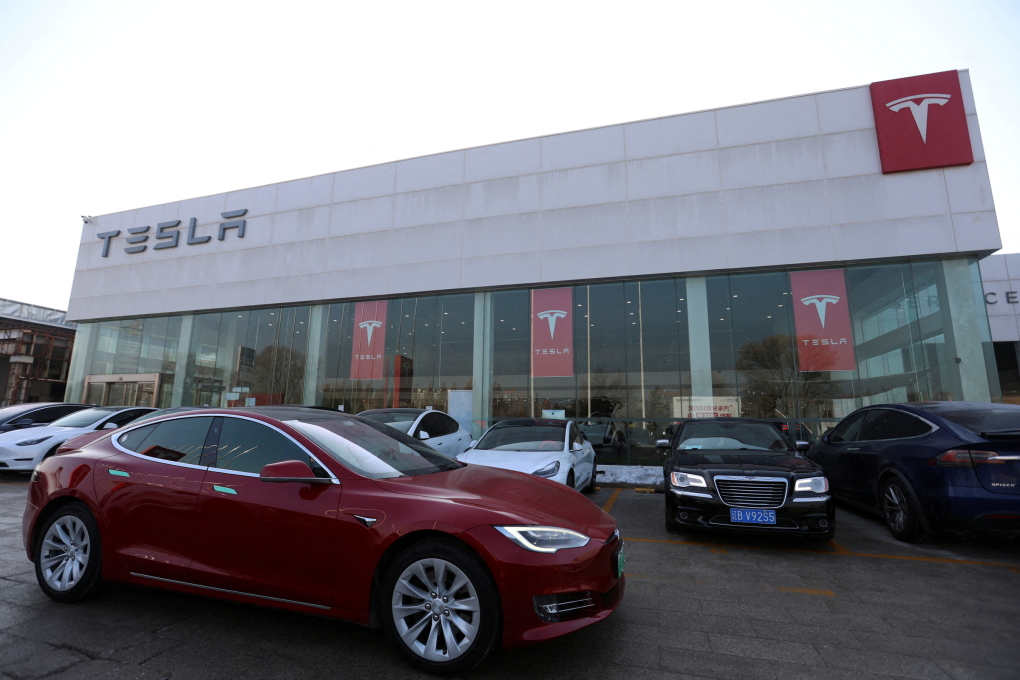 Một cửa hàng của Tesla tại Bắc Kinh, Trung Quốc ngày 4/1/2024. Ảnh: Reuters