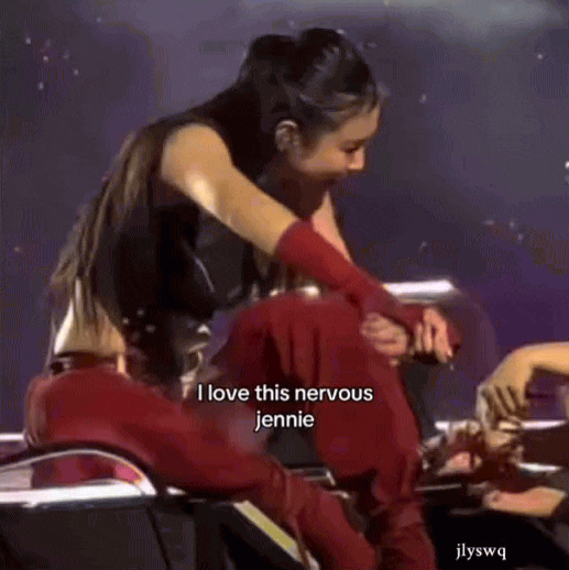 6.6 triệu lượt xem Jennie có thái độ “bắt nạt” nhân viên, bị tấn công vì 1 cử chỉ- Ảnh 4.