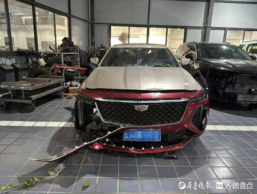 4 thiếu niên lái trộm Cadillac giữa đêm, gây tai nạn thiệt hại hơn nửa tỷ đồng- Ảnh 3.