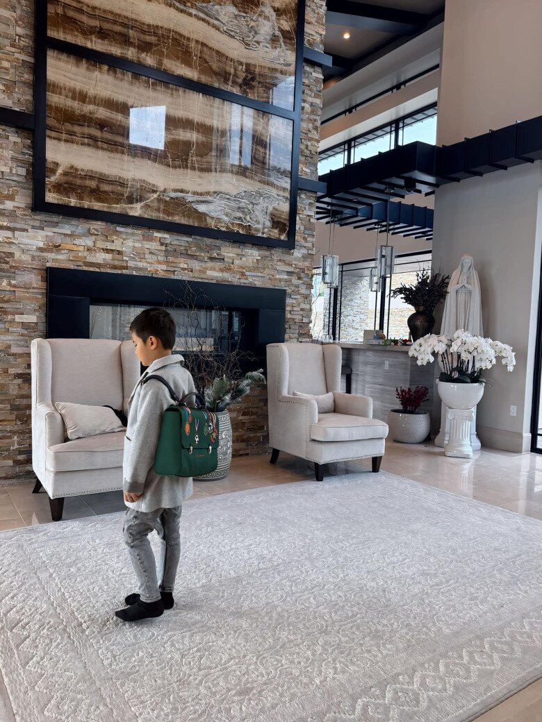 Thiên Từ sở hữu khối tài sản khủng ngay từ khi còn nhỏ.