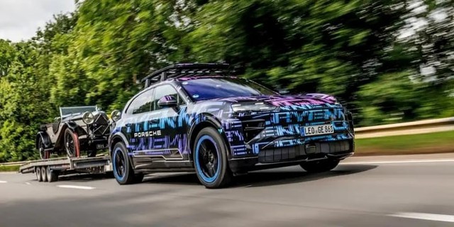 Porsche Cayenne EV lập kỷ lục, phô diễn sức mạnh trước ngày ra mắt- Ảnh 1.