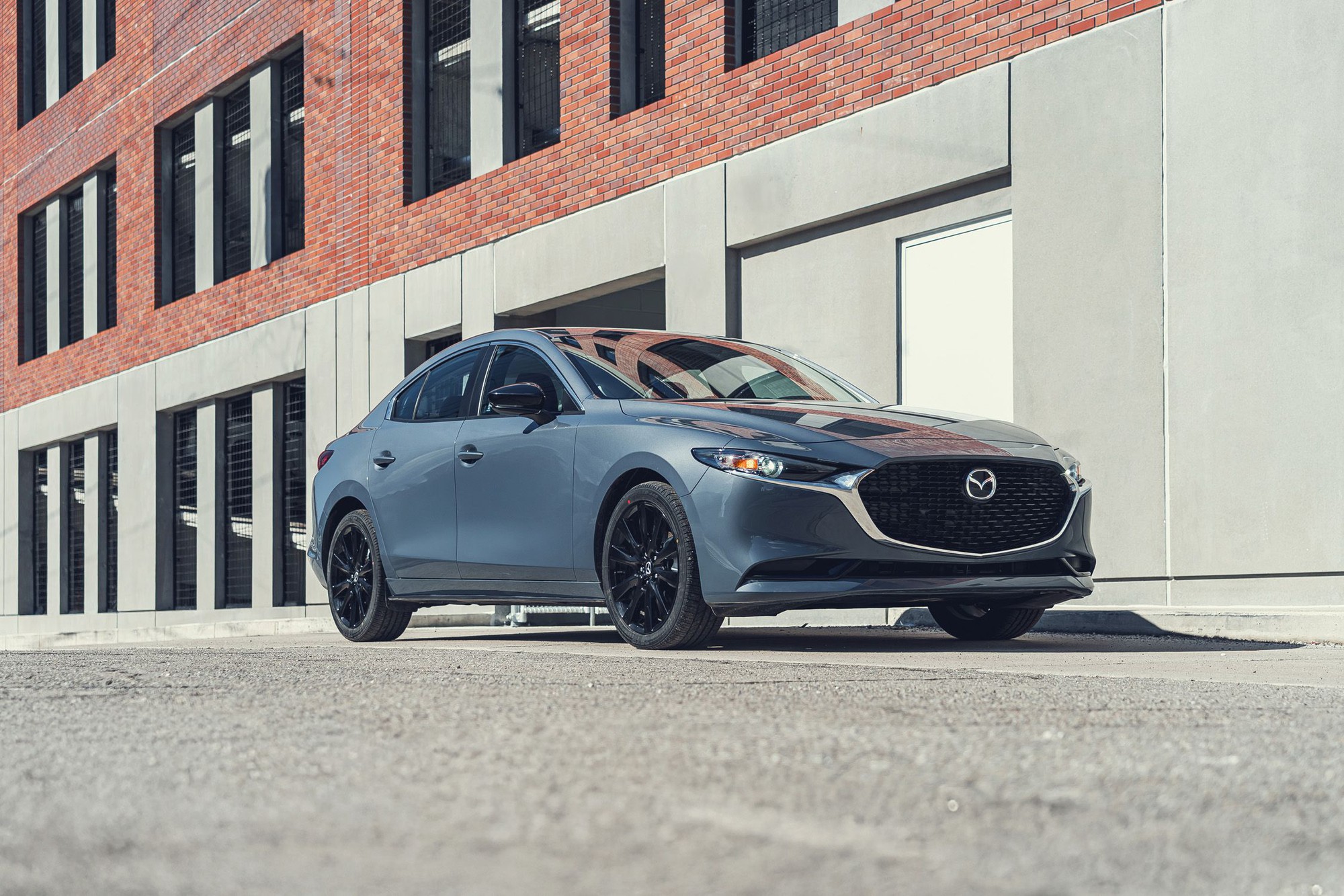 Một chủ xe Mazda3 đâm đơn kiện vì phát hiện xe thiếu 2 loa so với công bố- Ảnh 2.