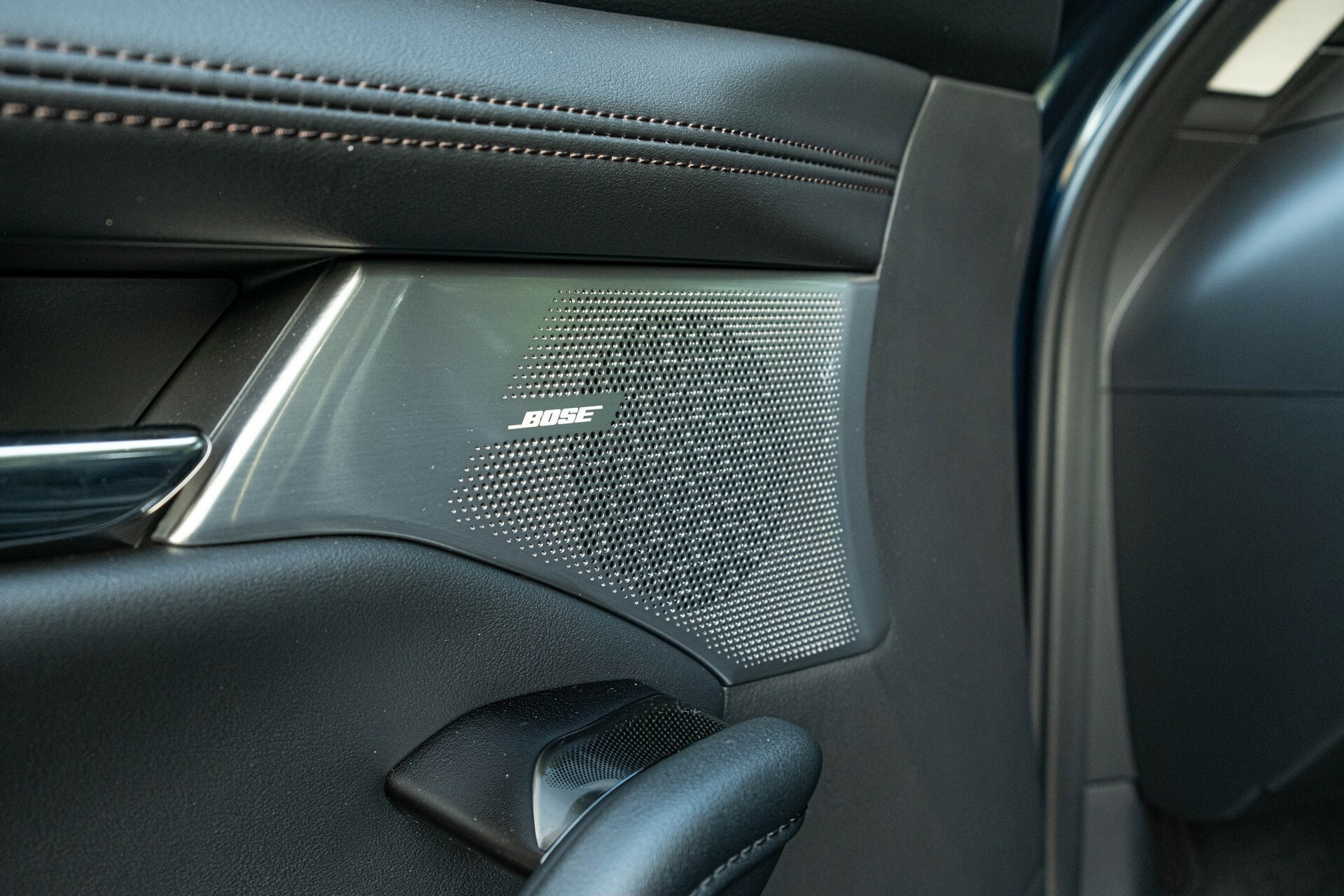 Một chủ xe Mazda3 đâm đơn kiện vì phát hiện xe thiếu 2 loa so với công bố- Ảnh 3.