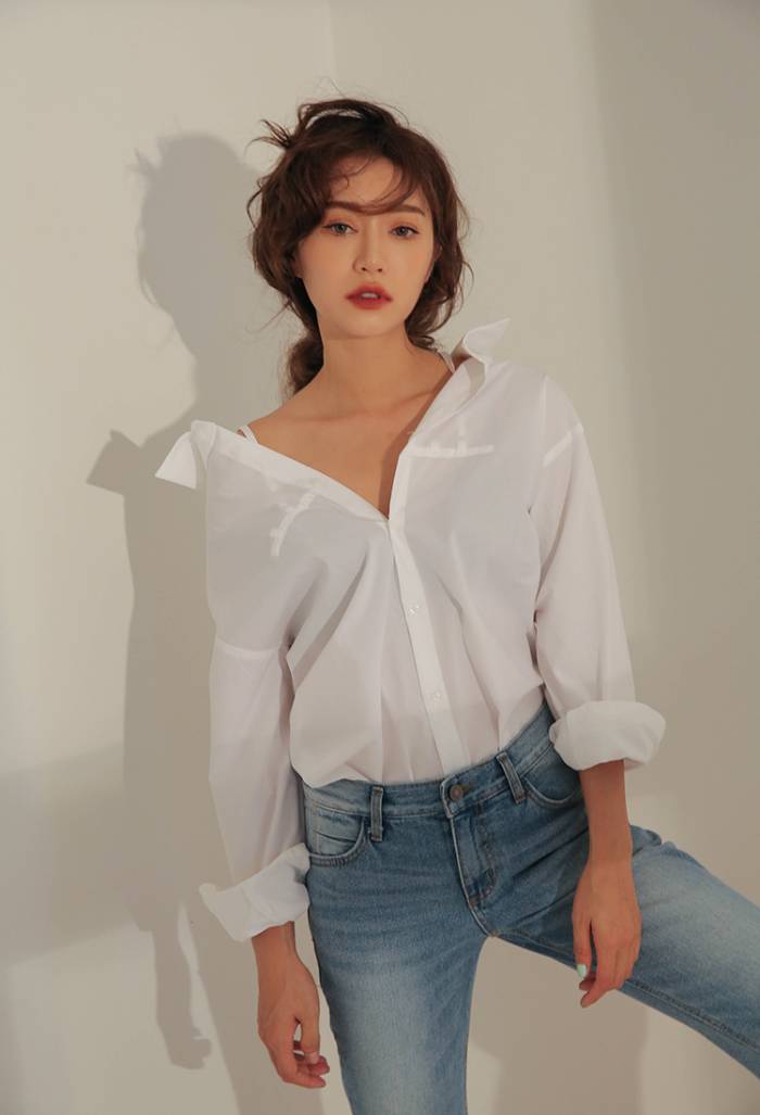 Áo sơ mi với 10 kiểu mặc không đụng hàng, tự tin trở thành cô nàng sành điệu mà không nhàm chán - 2