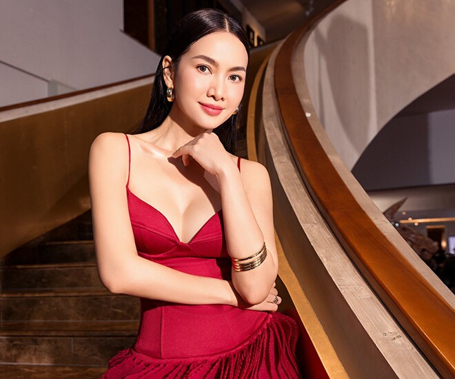 Anh Thư là một trong số những siêu mẫu nổi tiếng hàng đầu showbiz Việt với sự nghiệp lẫy lừng hơn 20 năm trong nghề.