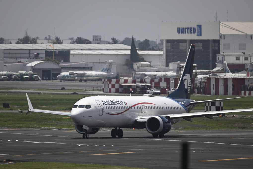 Một máy bay của Aeromexico hạ cánh tại sân bay quốc tế Benito Juarez ở Mexico City ngày 22/7. Ảnh: AFP