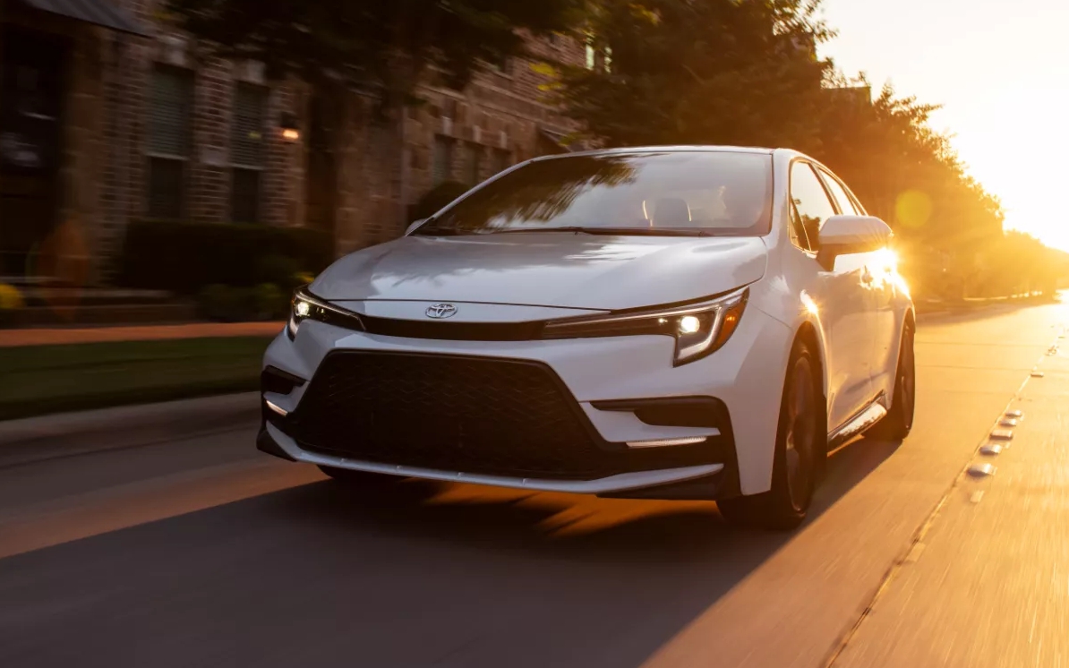 Toyota Corolla 2026 ra mắt: ADAS xịn hơn, tiện nghi nâng cấp có điểm giống Altis tại Việt Nam- Ảnh 13.