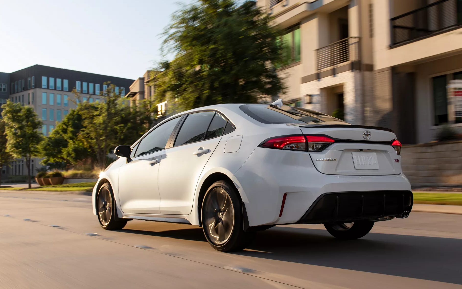 Toyota Corolla 2026 ra mắt: ADAS xịn hơn, tiện nghi nâng cấp có điểm giống Altis tại Việt Nam- Ảnh 4.