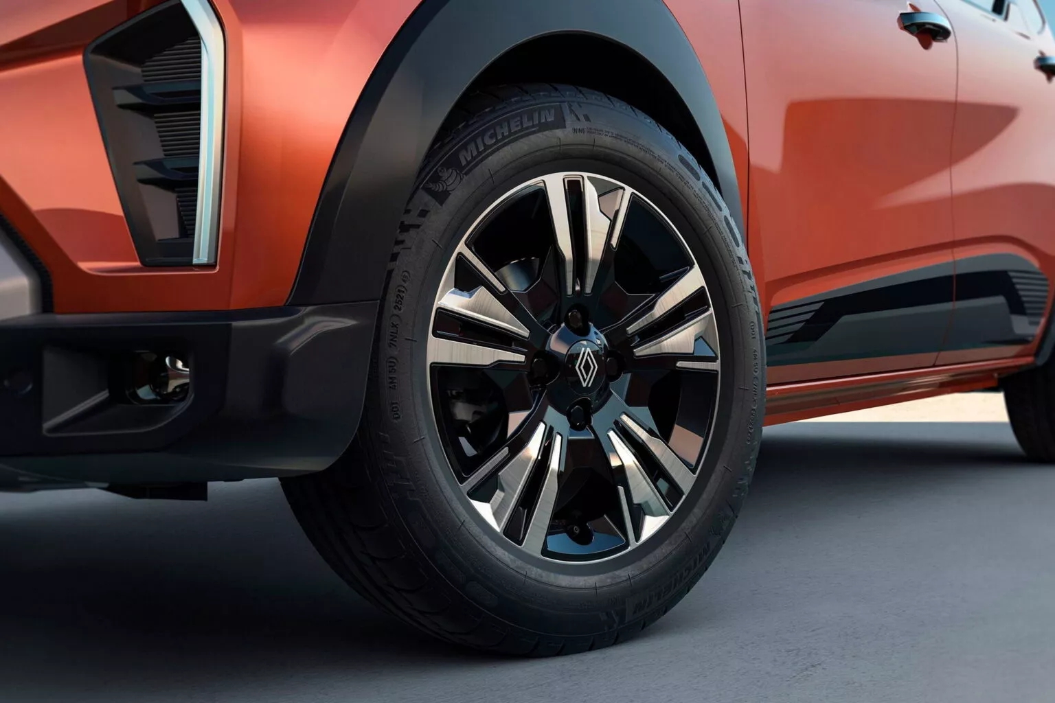 Renault - Hãng Pháp từng vào Việt Nam làm MPV 7 chỗ có giá quy đổi chỉ 190 triệu đồng, rẻ hơn chiếc đồng hồ Rolex rẻ nhất- Ảnh 12.