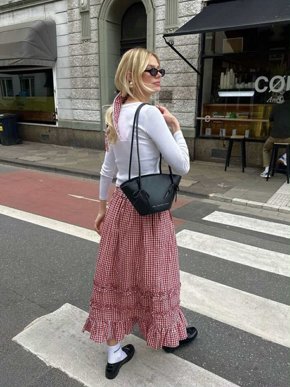 5 món đồ rẻ bèo amp;#34;chân áiamp;#34; giúp chị em mặc đẹp cả năm, không lo lỗi mốt - 6