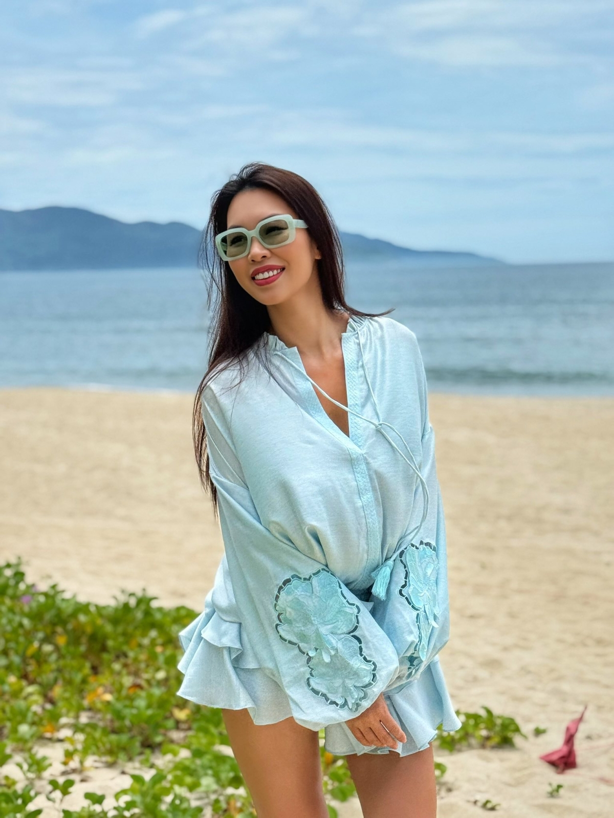 Các gam tươi sáng và bảng màu pastel phù hợp nhiều tone da, mang lại sức sống cho phong cách ngày hè.