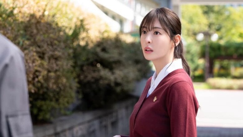 Sự cải biên trong kịch bản phim so với nguyên tác webtoon cũng là một điểm cộng của tác phẩm.