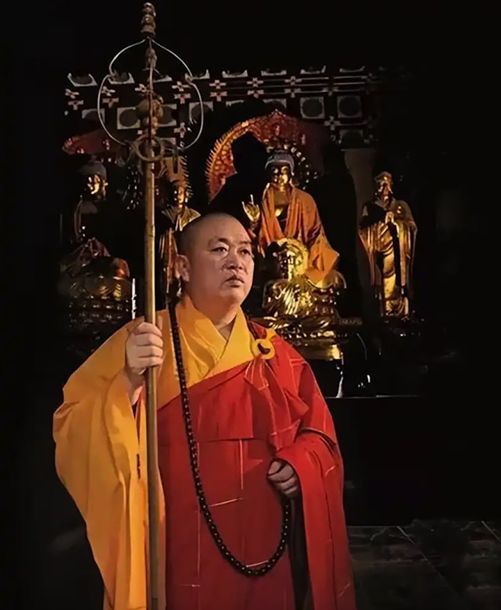 Choáng với độ giàu có của trụ trì Thiếu Lâm Tự: Cà sa dát vàng, 15 siêu xe- Ảnh 4.