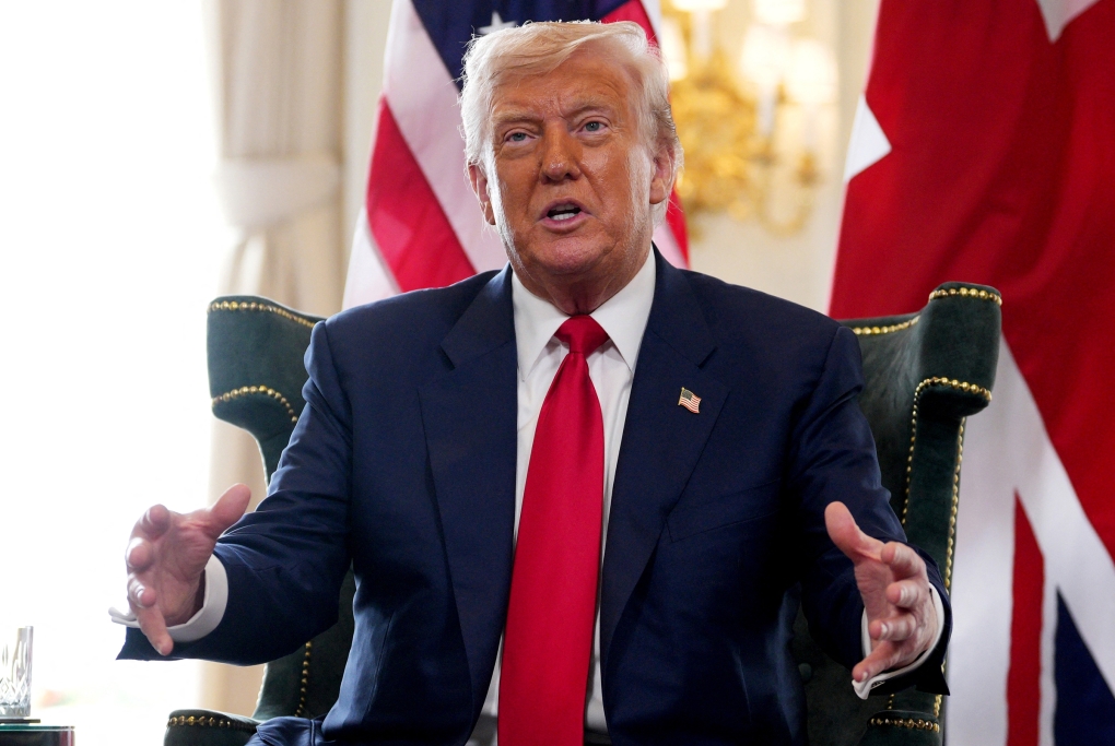 Tổng thống Mỹ Donald Trump trong cuộc họp song phương với Thủ tướng Anh Keir Starmer tại Scotland ngày 28/7. Ảnh: AFP