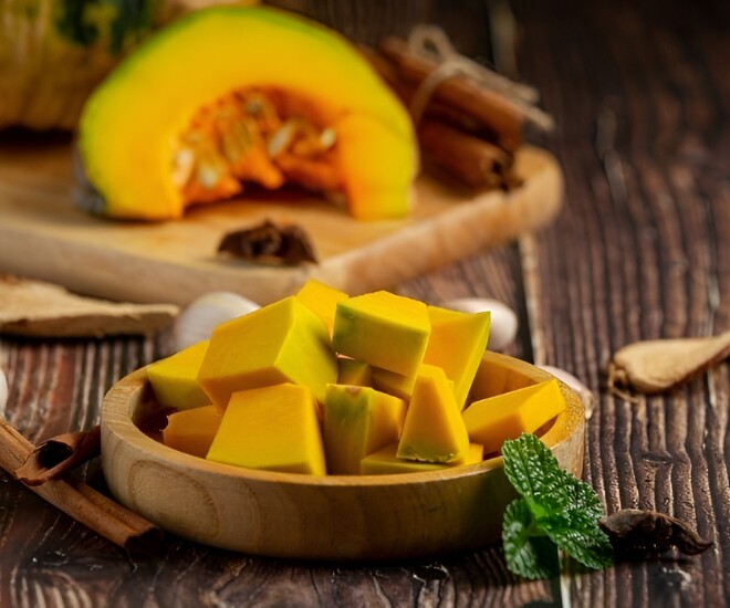 Bí đỏ là thực phẩm bổ dưỡng nhưng không phải cứ kết hợp với món gì cũng tốt. (Ảnh minh hoạ).