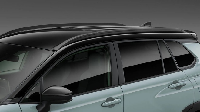 Toyota Corolla Cross thêm bản mới: Ca lăng hầm hố hơn, lốp dày hợp đi địa hình, thêm camera nhìn xuyên gầm - Ảnh 4.