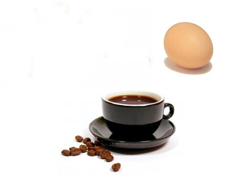Nguyên liệu nhuộm tóc bằng cafe có sẵn trong gian bếp của phái đẹp. 