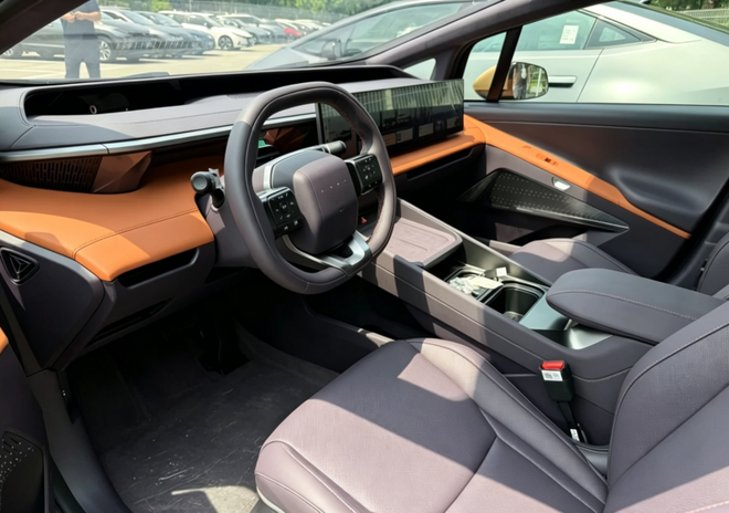 Hyundai Ioniq V lộ thiết kế không giống ai, đi hơn 600km/sạc, có bản không lo phải tấp vào trạm sạc - Ảnh 8.