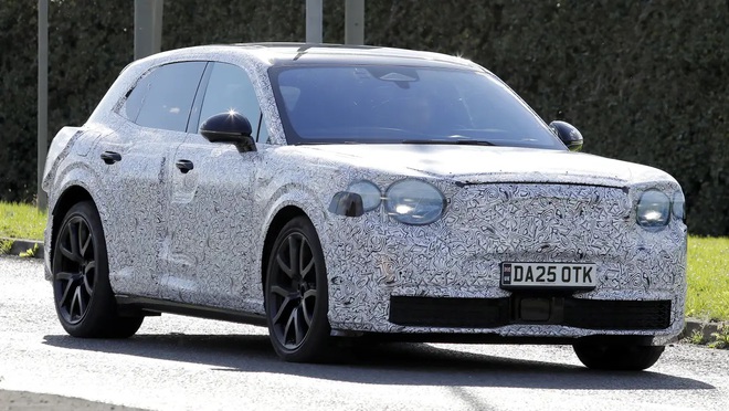 Bentley 'nhá hàng' mẫu xe hoàn toàn mới: SUV nhỏ hơn Bentayga, đi gần 500km/sạc, được hãng 'chăm chút nhất từ trước đến nay' - Ảnh 4.
