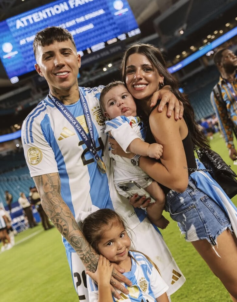 Valentina là hậu phương của Enzo khi anh cùng Argentina giành ngôi vô địch ở World Cup 2022.
