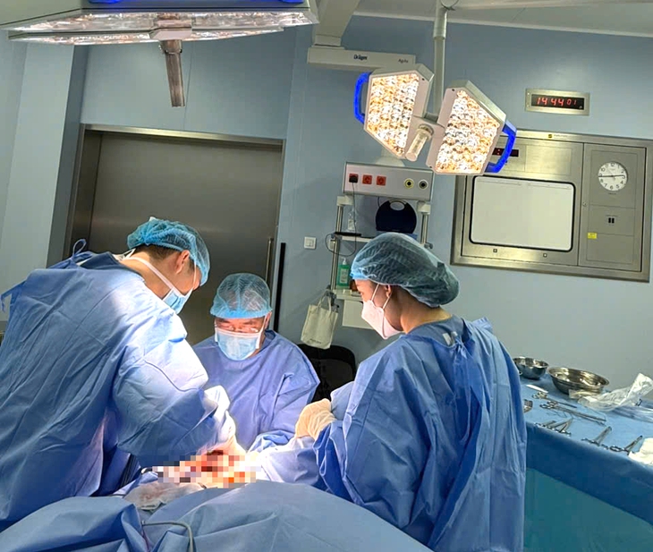 Với sự phát triển của y học hiện đại, ngay cả những người mắc chứng vô tinh (không có tinh trùng trong tinh dịch) vẫn có cơ hội làm cha bằng chính huyết thống của mình.