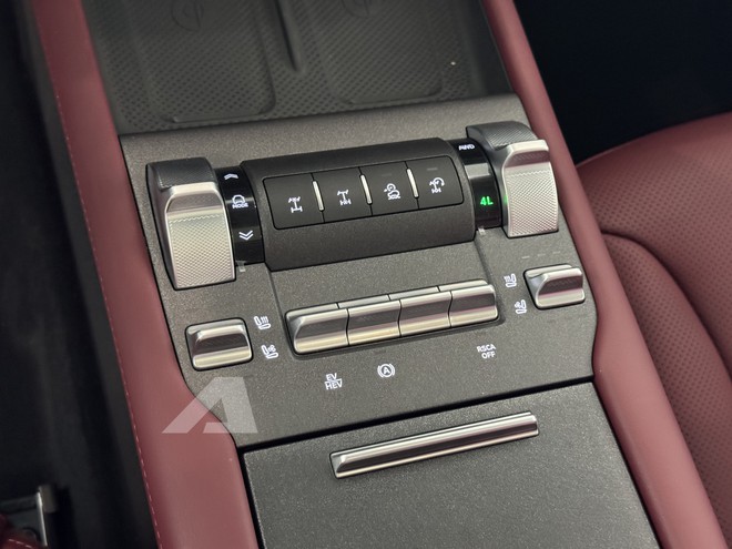 Sang Trung Quốc soi SUV Tank 300 2026 vừa ra mắt: Nâng cấp nhẹ nhưng có thêm công nghệ đáng giá, 'sáng cửa' về Việt Nam với tùy chọn máy dầu - Ảnh 19.