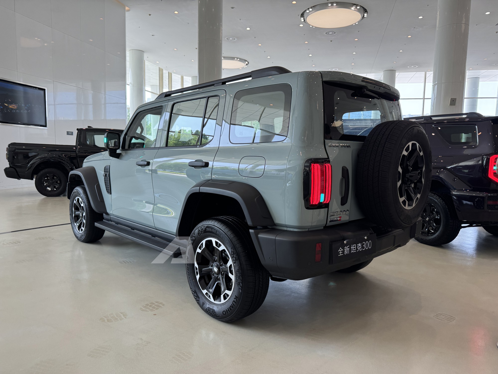 Sang Trung Quốc soi SUV Tank 300 2026 vừa ra mắt: Nâng cấp nhẹ nhưng có thêm công nghệ đáng giá, 'sáng cửa' về Việt Nam với tùy chọn máy dầu - Ảnh 9.