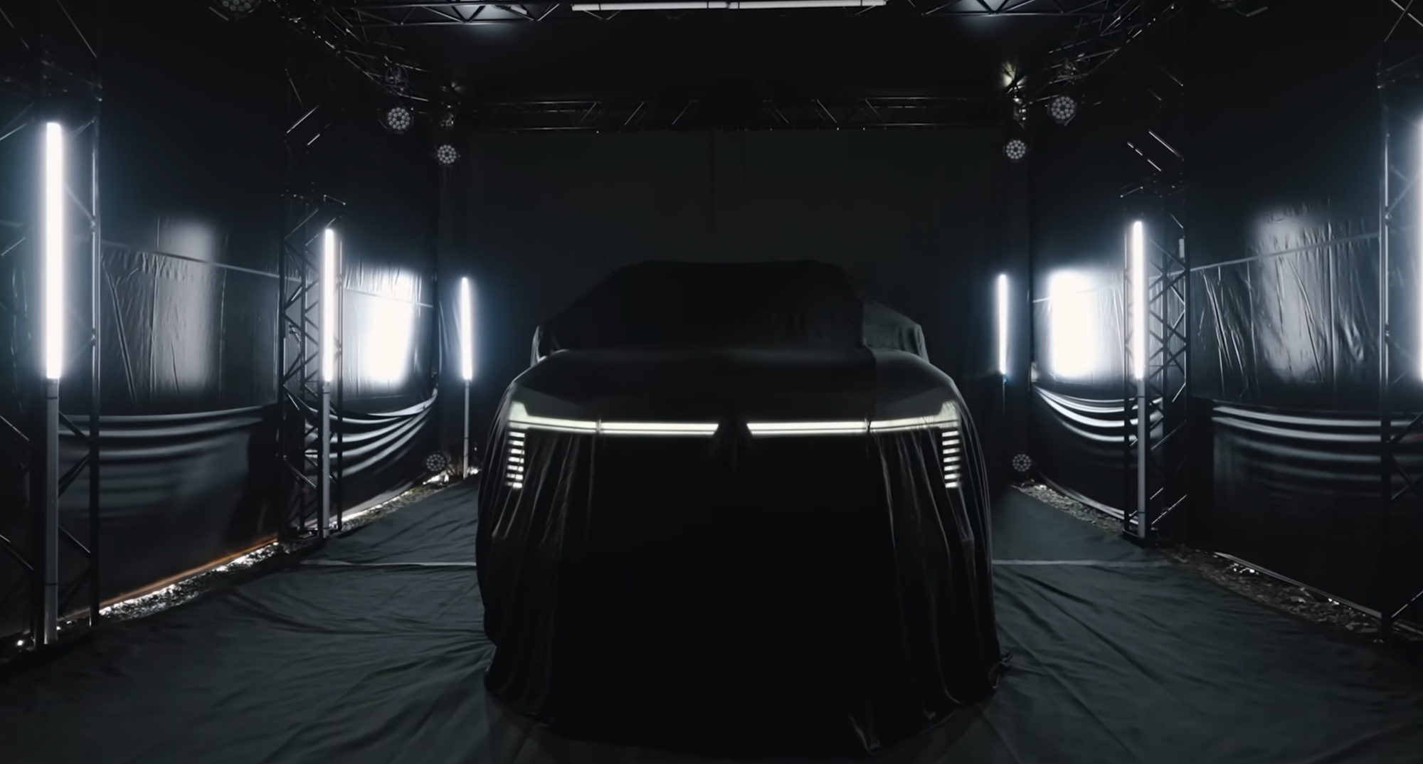 Nhóm người dùng ngồi thử Mitsubishi Pajero đời mới: ‘Vẫn giữ chất dù có nhiều thay đổi, hoàn thiện cao cấp hơn’ - Ảnh 2.