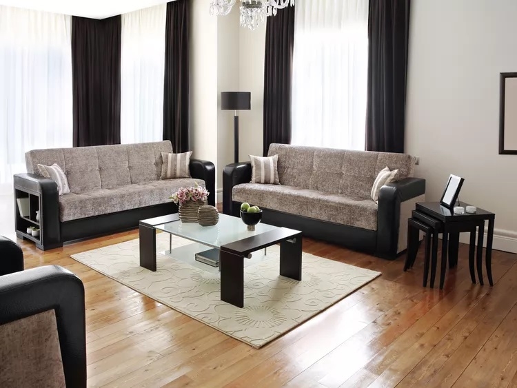 Bộ sofa đồng bộ hoàn toàn bị đánh giá là quá an toàn và thiếu điểm nhấn (Nguồn: Getty Images)