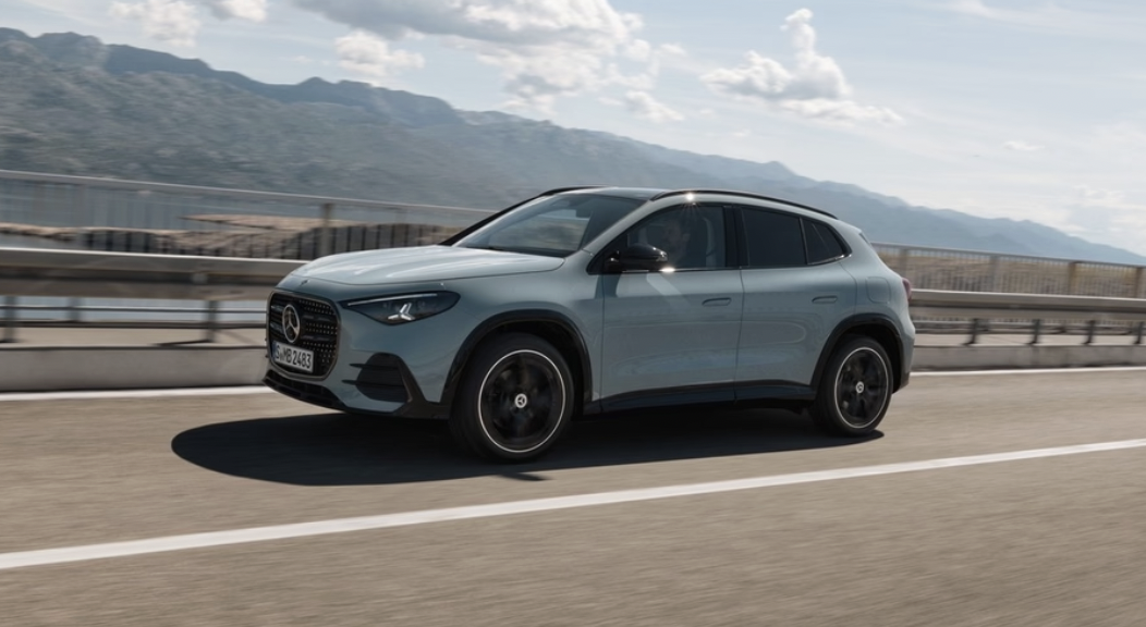 Mercedes-Benz GLA 2027 ra mắt: SUV điện chạy 657 km, sạc nhanh lên đến 320 kW, vẫn có bản hybrid cho người sợ đi cắm sạc - Ảnh 8.