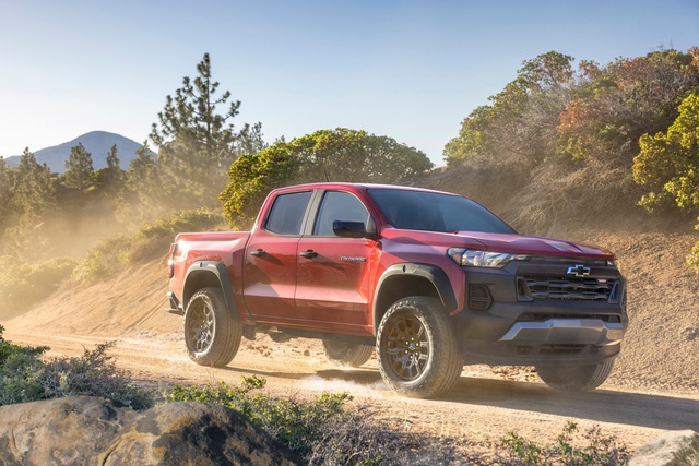 Chevrolet Colorado thế hệ mới ra mắt: Cái gì cũng nhiều hơn - Ảnh 8.